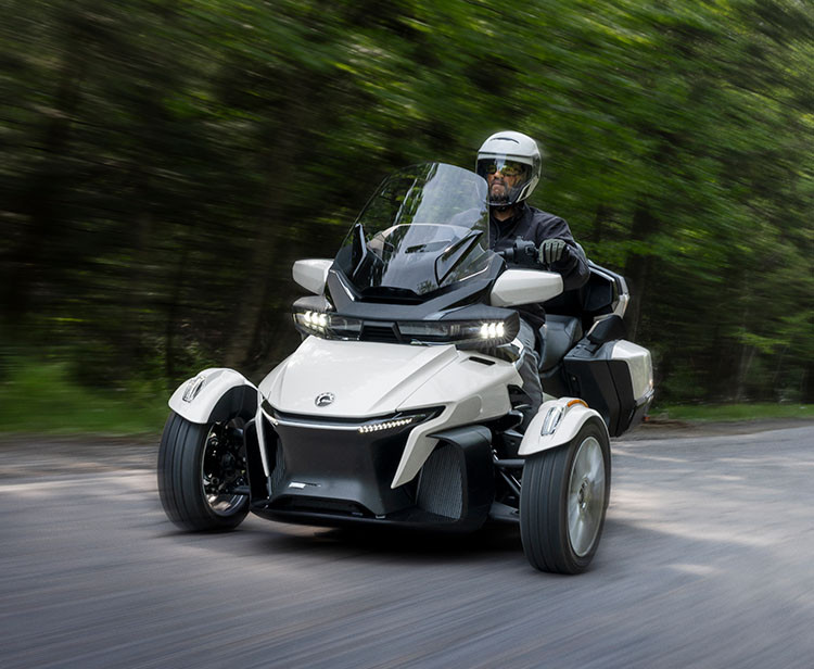 Spyder RT Sea-to-Sky