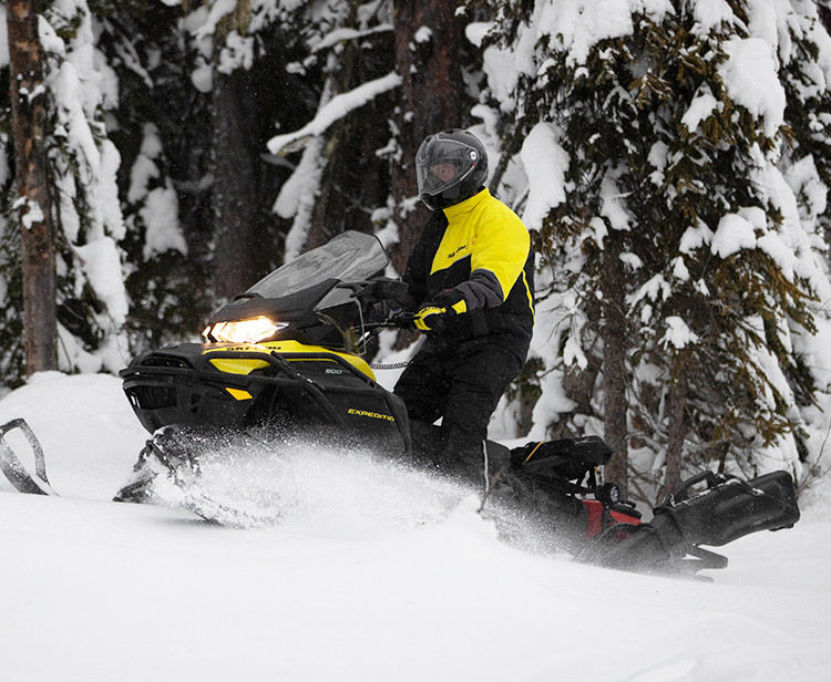 Expedition Sport <br>900 ACE 154